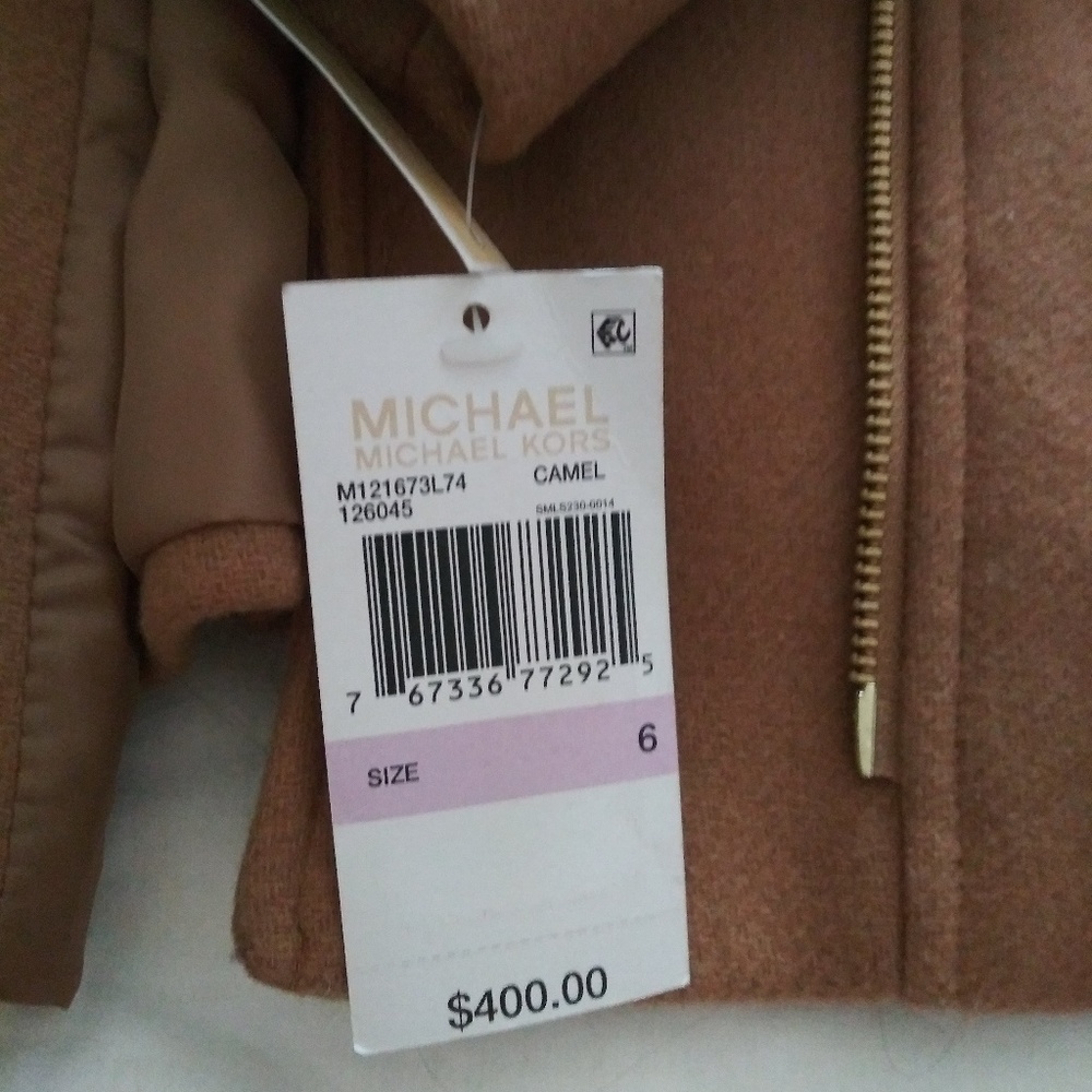 Coat - Picture 2 of 4